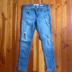 Hollister low rise super skinny jeans
